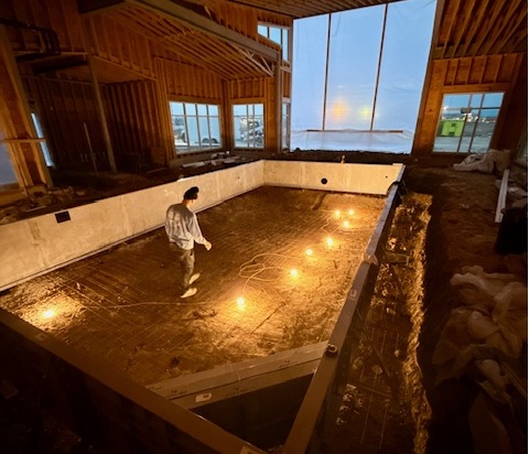 Vinyl and hybrid in-ground pool build in Fort Wayne area